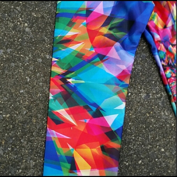 Zara Terez NWT Kaleidoscope Multi Color Leggings L 14 - Picture 2 of 4
